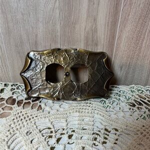 Vintage Set of 2 Amerock Heritage Metal Outlet Cover Plates Retro
